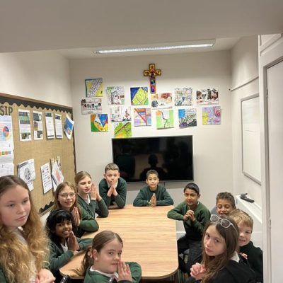 Prayer to start the meeting Prayer to start the meeting